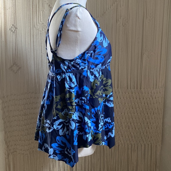 Kona Sol Tropical Blue Tankini Criss Cross Back Swim Top NWT - Picture 5 of 5